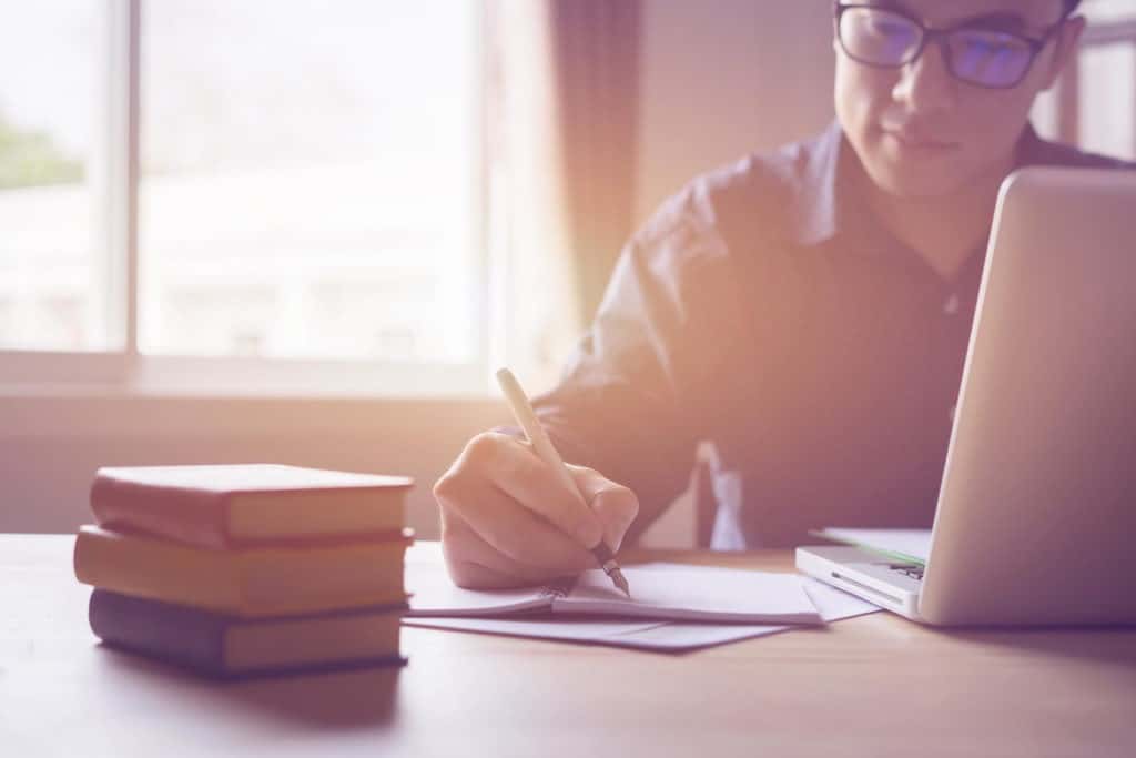 Aug 27_Online Course Design_ The Impact of Text on Success or Failure_web.jpg